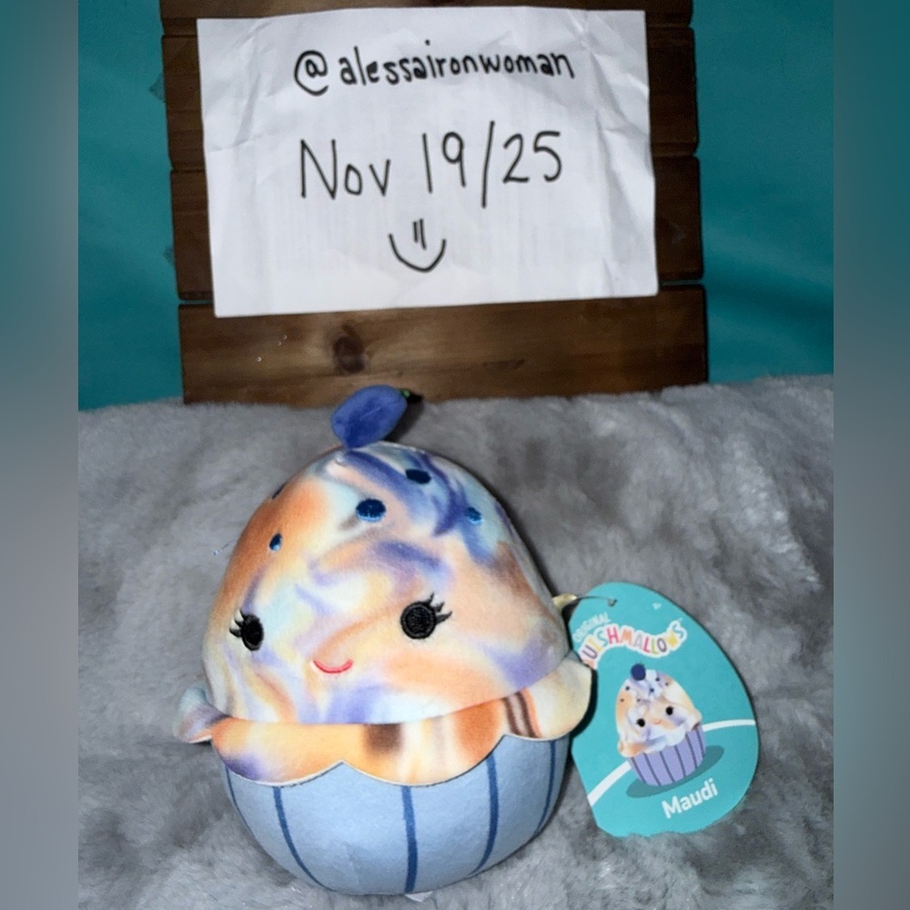 BNWT: 5” Maudi Squishmallow